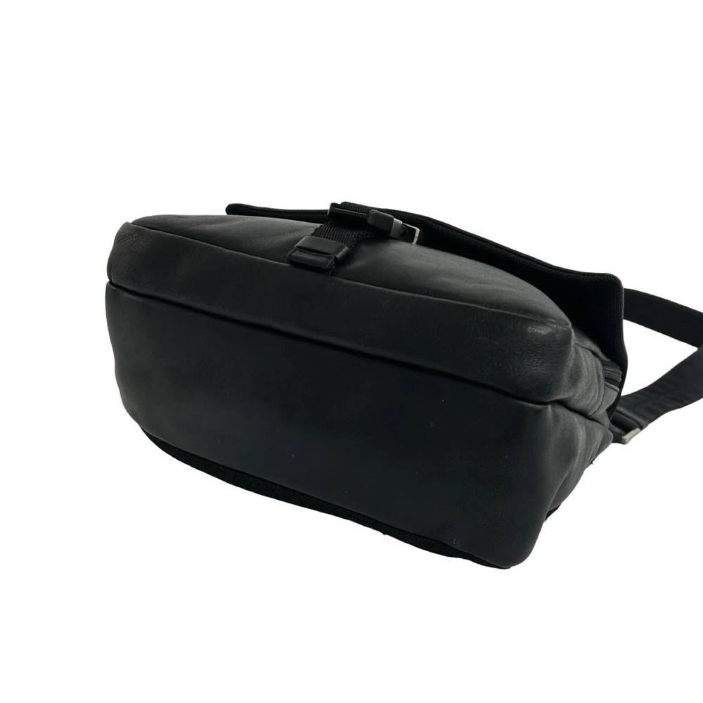 PRADA Black Leather Pochette Shoulder Bag - Picture 8 of 10